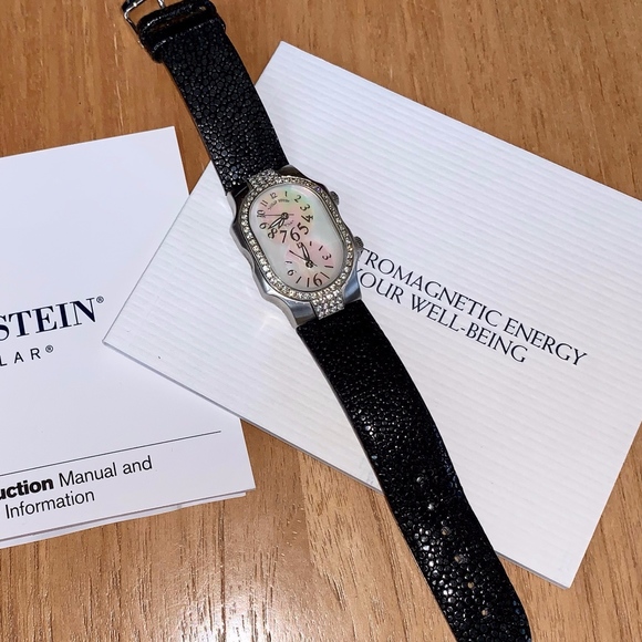 Philip Stein Teslar Diamond Signature Watch comes with metal band as well - Picture 6 of 11